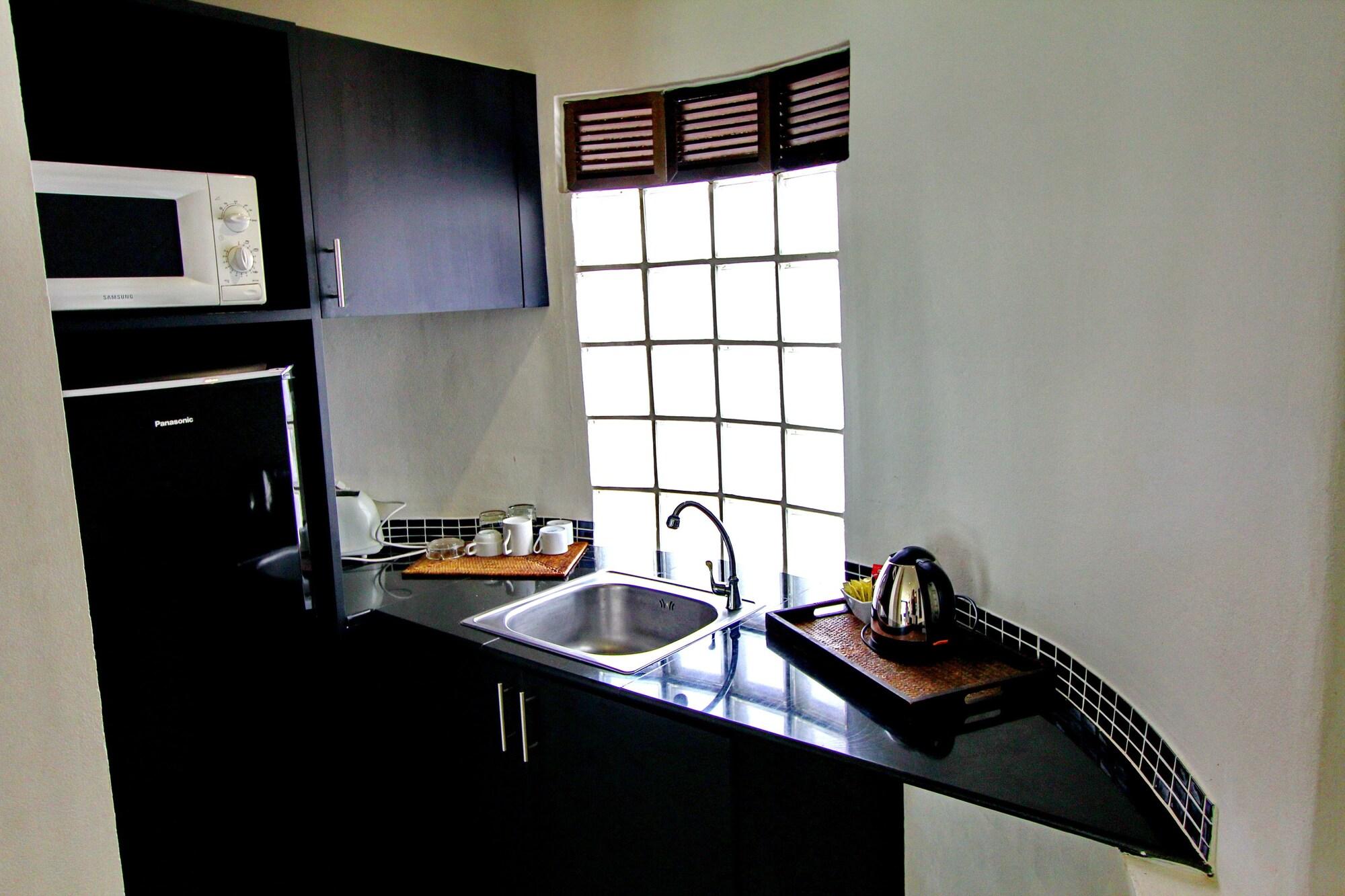 East Suites Pattaya Ngoại thất bức ảnh