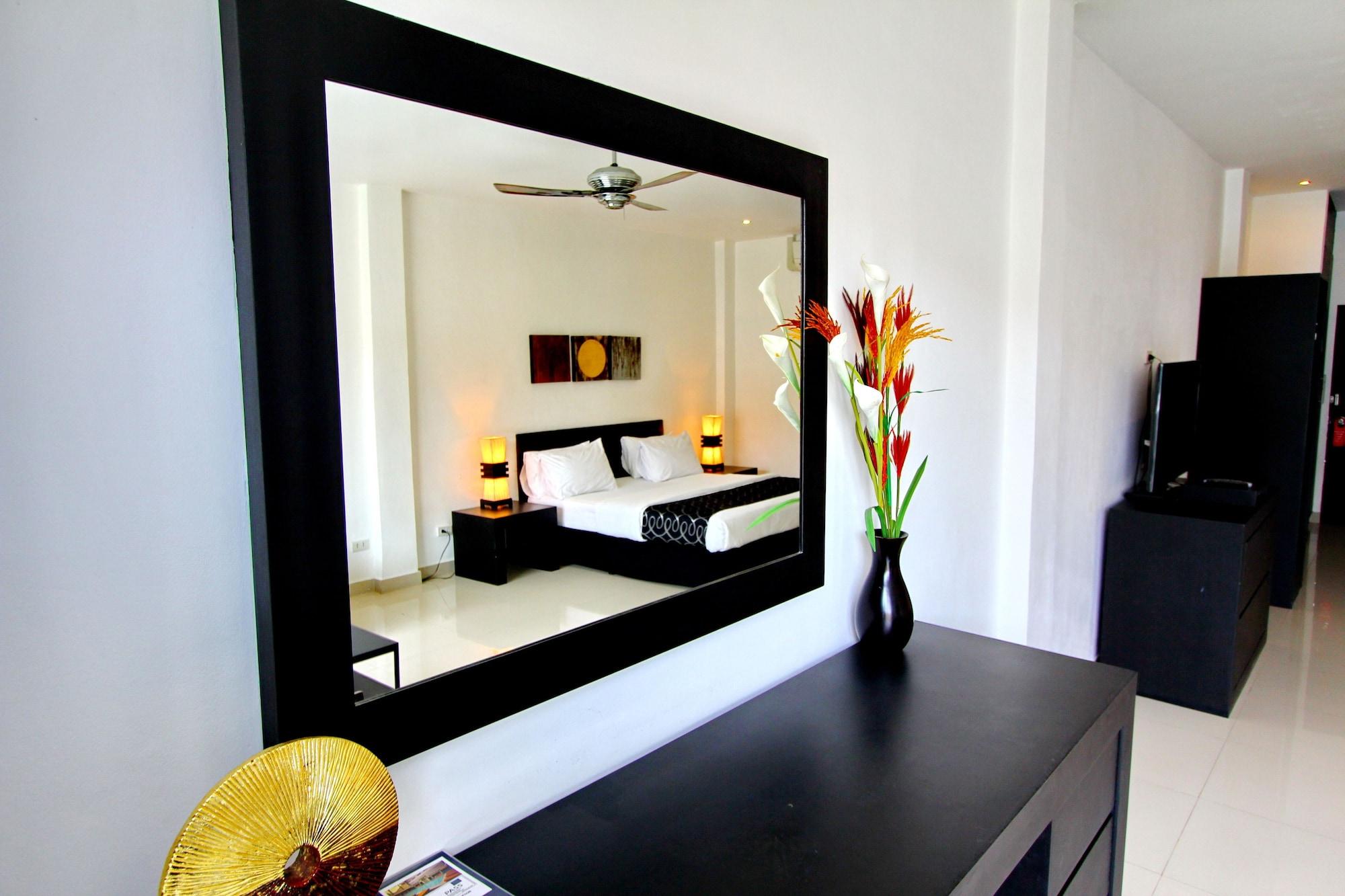 East Suites Pattaya Ngoại thất bức ảnh