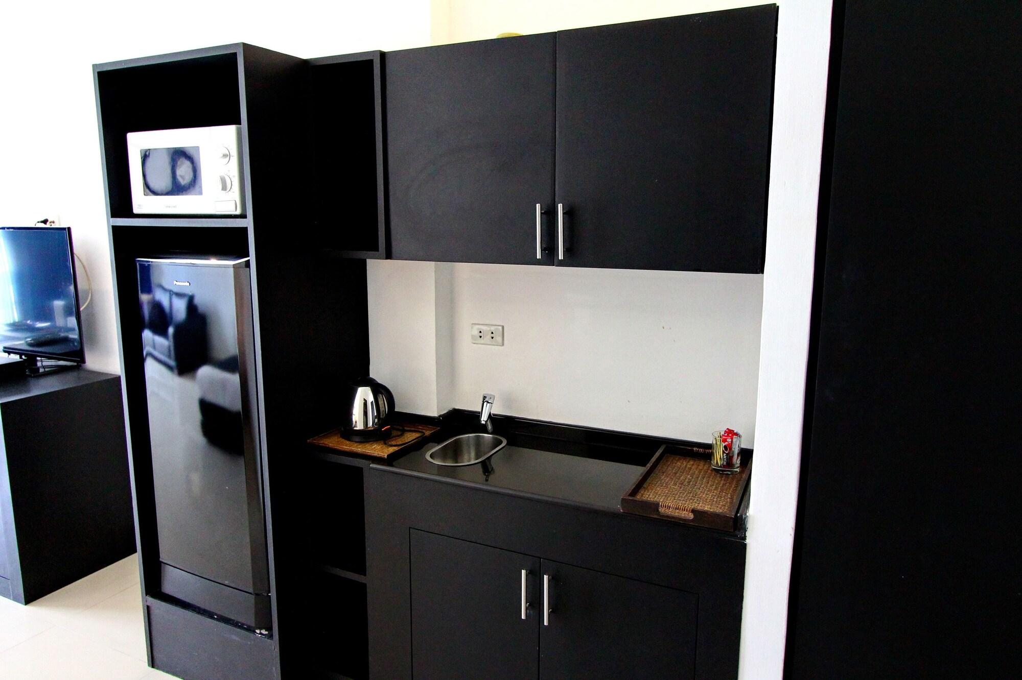 East Suites Pattaya Ngoại thất bức ảnh