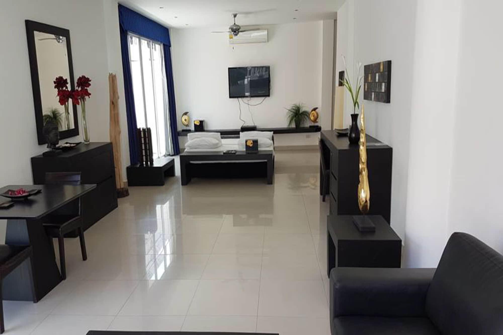East Suites Pattaya Ngoại thất bức ảnh