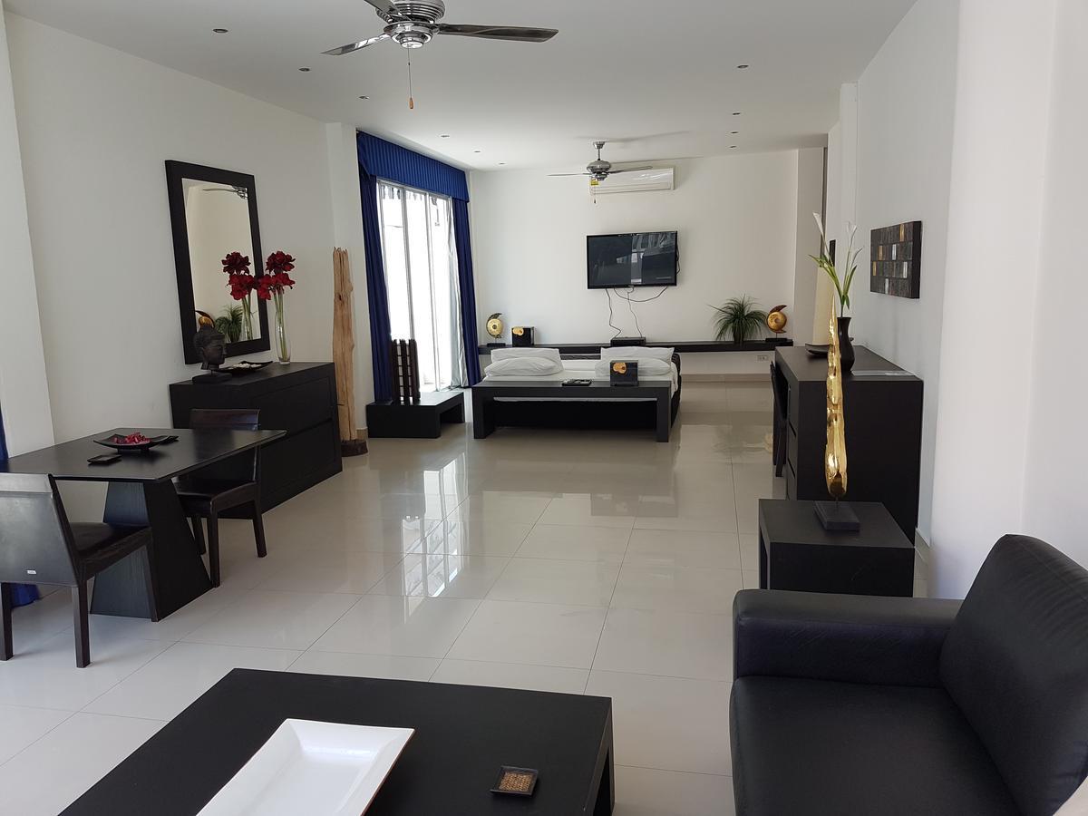 East Suites Pattaya Ngoại thất bức ảnh