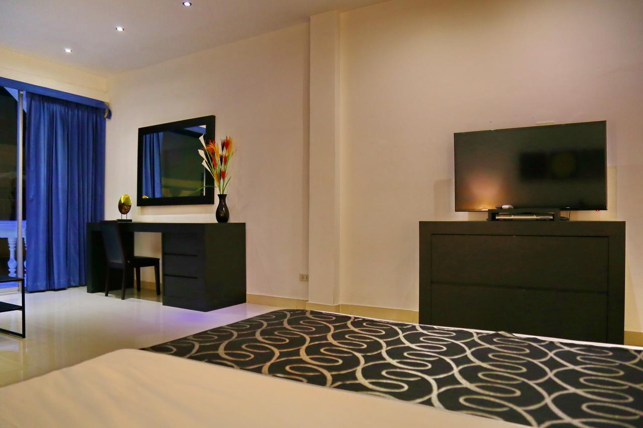 East Suites Pattaya Ngoại thất bức ảnh