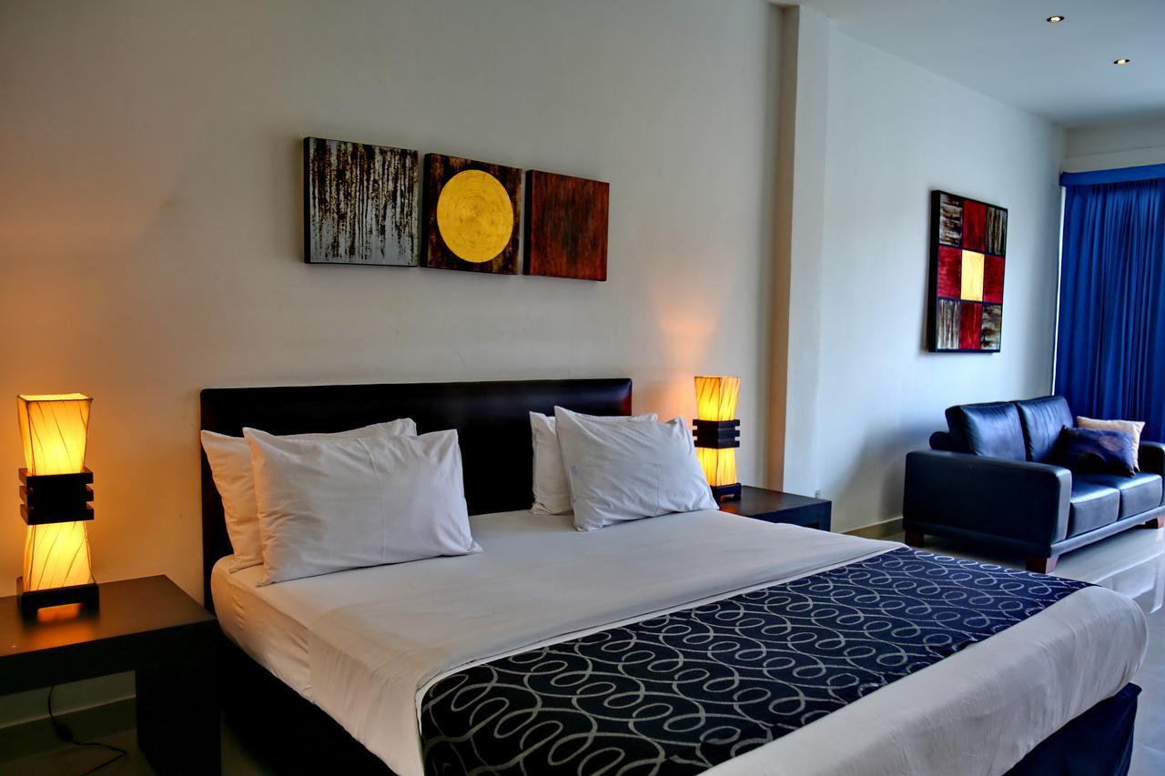 East Suites Pattaya Ngoại thất bức ảnh