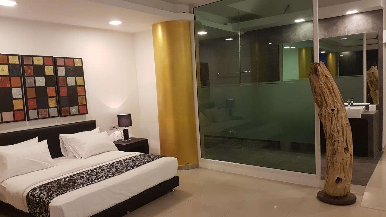 East Suites Pattaya Ngoại thất bức ảnh