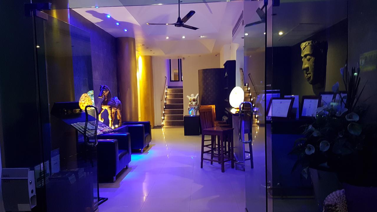 East Suites Pattaya Ngoại thất bức ảnh